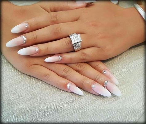 Ombre Nails Gemstones, Ombre Nails Diamonds, Ombre Nails With Diamonds, Light Nails, Nails Design With Rhinestones, Ombre Nail Designs, Baby Boom, White Ombre, Diamond Nails