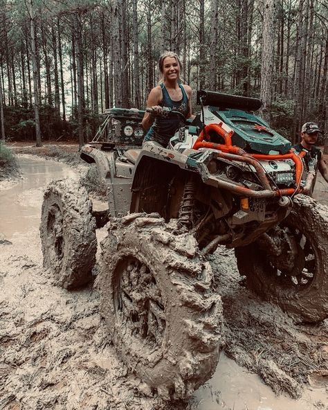 Quads 4 Wheelers, Mudding Four Wheelers Aesthetic, Mudding Aesthetics, Fourwheeler Aesthetic, Mud Riding Outfit, Mudding Four Wheelers, Mudding Trucks, Mud Riding, Mudding Girls