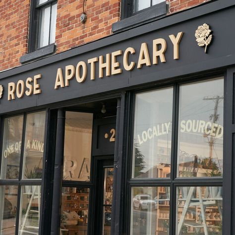 Rose Apothecary, Plungers, David Rose, Her Campus, Schitt's Creek, Schitts Creek, Body Milk, Immersive Experience, General Store