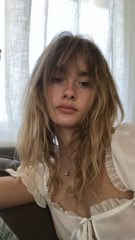 Dark Blonde Shag, Camille Jansen, Dye My Hair, Cut My Hair, Hair Inspo Color, Grunge Hair, Hair Care Tips, Aesthetic Hair, Hairstyles With Bangs