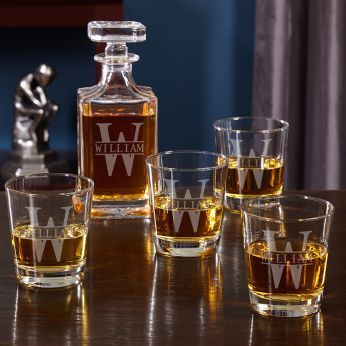 Oakmont Engraved Whiskey Decanter Set with Rocks Glasses Monogram Glasses, Custom Whiskey Glasses, Personalized Decanter, Personalized Whiskey Decanter, Home Wet Bar, Personalized Whiskey Glass, Whiskey Glasses Set, Man Bars, Whiskey Set