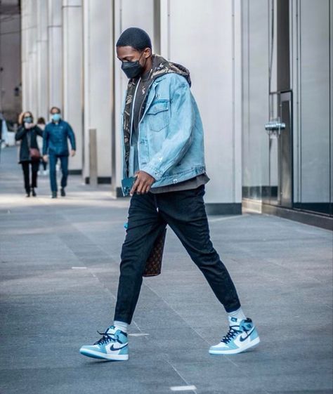 Jordan 1 University Blue Outfit, University Blue Outfit, Blue Jordans Outfit, Jordan 1 Outfit Men, Blue Outfit Men, Jordan 1 Outfit, Streetwear Ideas, Nba Outfit, Jordan Outfit