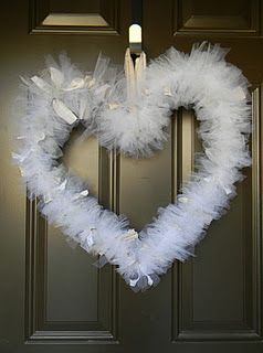 Might try this, would be cute in pink or red Wire Hanger Crafts, Tulle Wreaths, Diy Valentines Day Wreath, Valentine Wreaths, Craft Workshop, Tulle Wreath, Hanger Crafts, Diy Valentines Decorations, February 14th