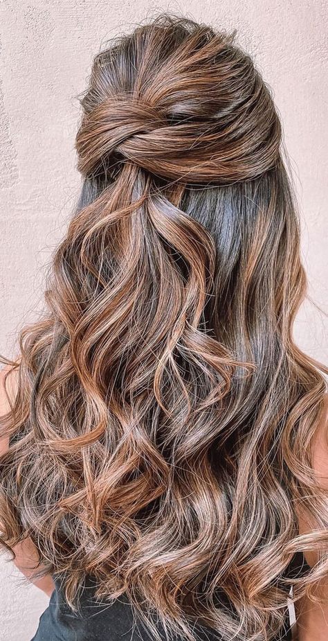 31. Ethereal half up & down style There are unlimited hairstyles for long hair and Half up half down hairstyles  is one of those... Bridesmaid Hair Inspo, Bridemaids Hairstyles, Wedding Hair Half, Guest Hair, Bridesmaid Hair Makeup, Half Up Half Down Hairstyles, Prom Hair Down, Long Hair Wedding Styles, Prom Hairstyles For Long Hair