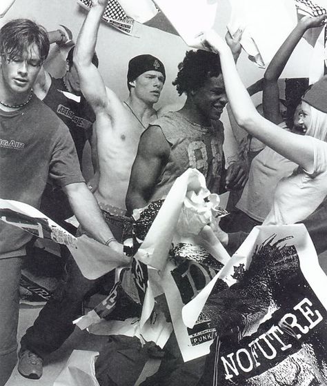 Ian Bradner, Nick Clark and Chris Carmack by Bruce Weber for Abercrombie & Fitch (Fall 2000) #ChrisCarmack #BruceWeber #IanBradner  #NickClark #malemodel #model #actor #af #anf #abercrombie #abercrombieandfitch #bw #nyc Abercrombie Bruce Weber, Abercrombie Fitch 2000s, Abercrombie And Fitch 2000s Ads, Bruce Weber Abercrombie, Abercrombie Ads, Abercrombie And Fitch 2000s, Abercrombie Models, 1st Photoshoot, Nick Clark