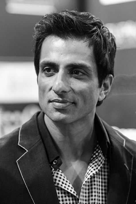 Sonu Sood, Best Villains, Celebrity Drawings, Best Supporting Actor, Film Producer, Drawing Inspiration, Real Life, Actors, Film