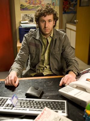 The IT Crowd Chris O'dowd, The It Crowd, British Sitcoms, It Crowd, Boy Fits, British Comedy, Extraordinary Life, British Tv, Black Books