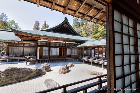 Japanese Architecture Exterior, Large Rock Garden, Historic Kitchen, Building A Pole Barn, Zoo Architecture, Buddhist Temples, Japanese Temple, Temple Architecture, Home Temple