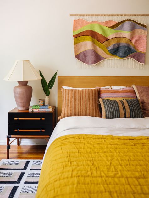 Mustard Yellow Room, Modern Bedroom Makeover, 80s Apartment, Bedroom Wall Art Above Bed, Spanish Home Interior, Bohemian Bedrooms, Guest Bedroom Remodel, Cheap Bedroom, Spanish Home