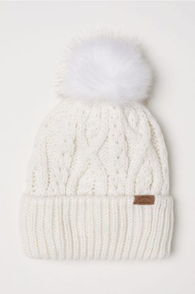 Our favorite fall and cold weather picks for kids from H&M Kids #theeverymom Knitting Hats, Cute Beanies, Soft Hats, Cable Knit Hat, Fall Capsule Wardrobe, Cute Hats, Virtual Closet, Girly Jewelry, Knit Hat