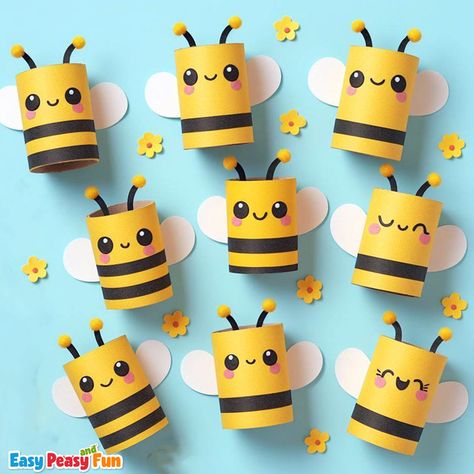 Cute toilet paper roll bee craft idea for kids to make. Your kids are going to love this cute bug craft that's perfect for spring. Make A Bug Craft, Flying Bee Craft, Bumble Bee Toilet Paper Roll Craft, Arts And Crafts For First Grade, Bee Arts And Crafts For Kids, Bear Diy Crafts, Halloween Cute Crafts, Loo Roll Crafts Kids, Bee Ideas For Kids