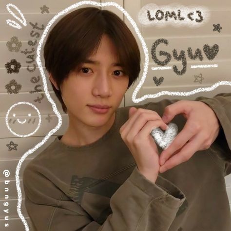 Beomgyu Transparent Background, Txt Doodle, Beomgyu Doodle, Txt Stickers, Doodle Name, Car Papercraft, Kpop Sticker, Sticker Photo, Widget Ideas