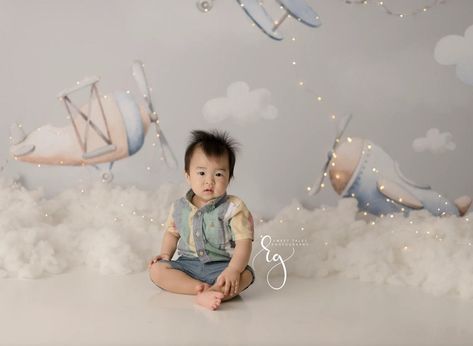 Time Flies Airplane Photography Backdrop, Flying, Sky, Pilot, Blue Planes, Travel, World Traveler, Military, Clouds, Explore, cake smash by PhotoPropFloorsDrops on Etsy Balloons Photography, Birthday Props, Backdrops Kids, Cake Smash Backdrop, Airplane Photography, Studio Backgrounds, Vintage Airplanes, Child Baby, Blue Balloons