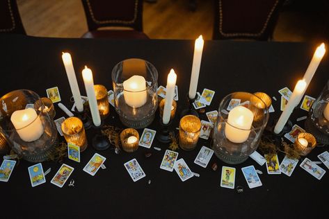 Seance Party Decor, Tarot Card Wedding Centerpieces, Tarot Wedding Decor, Tarot Themed Party, Tarot Bridal Shower Theme, Tarot Wedding, Tarot Party, Penny Decor, Witchy Bachelorette