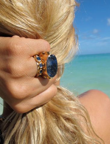 Finger Curls, Kyanite Ring, Turquoise Cuff, Mediterranean Style, Jewelry Inspo, Love Ring, Bling Bling, Jewelry Branding, The Ocean