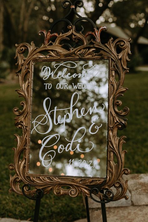 Vintage Gold Mirror Wedding Sign, Norse Wedding, Mirror Wedding Signs, Cards Sign Wedding, Vintage Gold Mirror, Event Signs, Vintage Wedding Signs, Wedding Design Inspiration, Wedding Doors