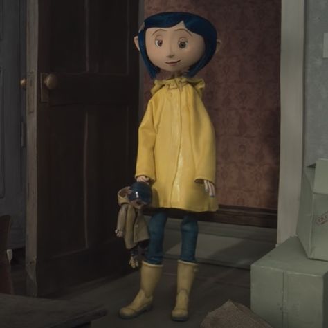 Whybee Coraline, Coraline Raincoat Outfit, Coraline Full Body Picture, Caroline Costume Halloween, Coat And Boots Outfit, Coraline Yellow Raincoat, Yellow Rain Boots Outfit, Coraline Mice, Rain Coat Aesthetic