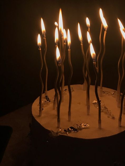 Candles For Cakes Happy Birthday, Birthday Cupcakes With Candles, Long Candles Cake, Aesthetic Birthday Candles, Cake With Candles Aesthetic, Long Candles Aesthetic, Birthday Cake Candles Aesthetic, 16 Candles Aesthetic, Candles Birthday Aesthetic