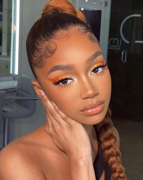 Orange Eyeshadow Looks, Prom Makeup For Brown Eyes, Orange Eye Makeup, Eyeshadow Black, Orange Eyeshadow, Orange Makeup, Prom Makeup Looks, Soft Makeup Looks, Makeup For Black Skin