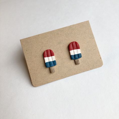 Fourth Of July Earrings, Polymer Clay Kunst, Clay Stud Earrings, Diy Earrings Polymer Clay, Polymer Clay Jewelry Tutorials, Tanah Liat, Polymer Clay Diy, Earrings Clay, Polymer Clay Jewelry Diy