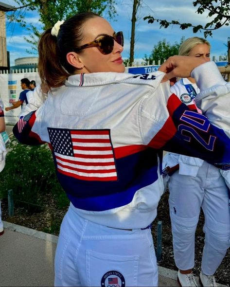 Emily in Paris 🇫🇷

Anyone else still missing the Olympics? 👇 • Posted 2024-08-17T09:49:07.000Z • Via @shesaballer Arsenal Jersey, Orlando Pride, Arsenal Ladies, Arsenal Players, Us Olympics, City Of Lights, Women’s Soccer, Emily In Paris, The Olympics