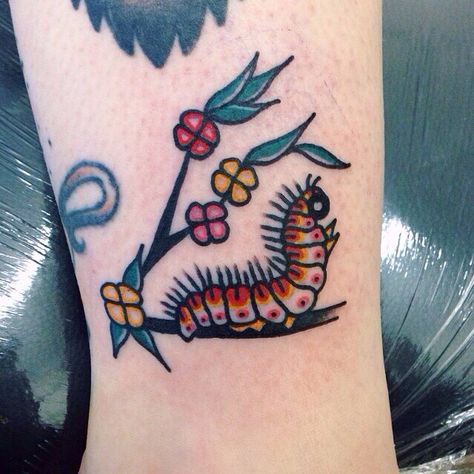 Caterpillar Caterpillar Tattoo, Tattoo Filler, Bug Tattoo, New Tattoo Designs, Traditional Tattoo Sleeve, Samoan Tattoo, Irezumi Tattoos, Tatuaje A Color, Traditional Tattoo Art