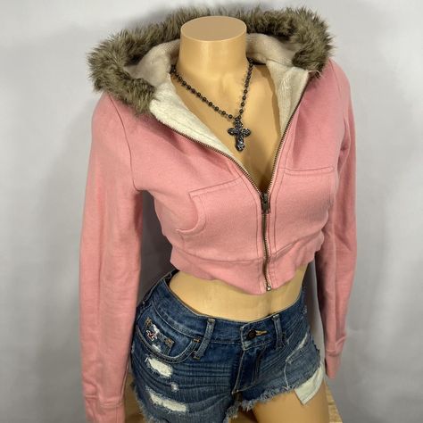 Y2K pink fur trim zip up hoodie  
Literally TO DIE... - Depop Fur Hoodie Outfit, Y2k Pink Outfit, Cropped Zip Up Hoodie, 2000s Pink, Y2k Winter, Cropped Zip Up, Fur Hoodie, Concept Clothing, Pink Y2k