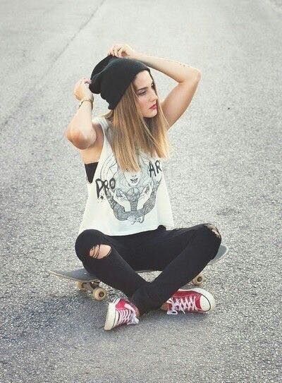 Teen girls hipster outfits (11) Cute Hipster Outfits, Skater Girl Style, Estilo Swag, Robes Vintage, Hipster Girls, Skater Girl Outfits, Tim Mcgraw, Hipster Outfits