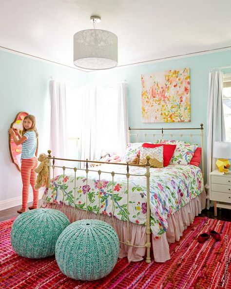 Tween bedroom makeover with Land of Nod by Emily Henderson Teen Girl Bedroom, Hiasan Bilik, Ideas Hogar, Bedroom Color Schemes, Bedroom Paint, Kids Room Design, Teen Room