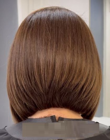 Graduated Haircut, Red Balayage Hair, Color Hair Styles, Angled Bob Haircuts, S Haircut, Styles For Women Over 50, Hair Salon Design, Haircuts For Medium Length Hair, Square Face Hairstyles