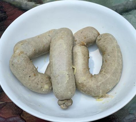 Homemade Liverwurst Recipe, Liverwurst Recipe, German Cusine, Liver Sausage, Liverwurst, Homemade Sausage Recipes, Sausage Seasoning, Fit Foods, Austrian Recipes