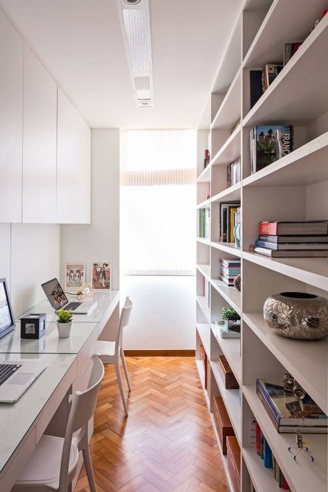 Modern Home Offices, Study Room Design, Small Home Offices, Home Library Design, Work Spaces, Wall Decor Ideas, Small Home Office, Home Office Setup, Home Office Space