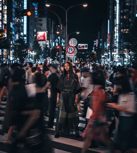 Japan Travel Outfit, Japan Photoshoot, Tokyo Photography, Tokyo Photos, Travel Pose, Japan Picture, City Shoot, Shibuya Crossing, To Be A Woman