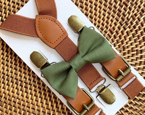 Bow Tie Suspenders Boys Men Sage Green Linen Bow Ties Leather | Etsy Canada Olive Green Bow Tie, Wedding Ring Bearer Outfit, Green Bow Tie, Outfit Birthday, Bearer Outfit, Bowtie And Suspenders, Ring Bearer Outfit, Leather Suspenders, Pet Bow Ties