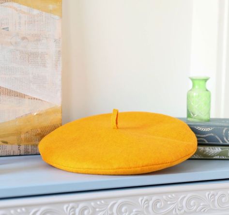 How To Make A Beret Out Of Felt, Felt Beret Diy, How To Make A Beret, French Hens, Felt Beret, Beret Fashion, Old Glass Bottles, Sewing Machine Needle, Sewing Machine Needles