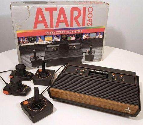 Atari 2600 Games, Game Room Kids, 80s Video Games, Atari Games, Console Game, Old Technology, Atari 2600, Final Fantasy X, Classic Video Games