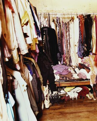 Closet envy Messy Closet, Tips For Organizing, Clearing Clutter, Easy Organization, Good Housekeeping, Organization Help, Cleaning Organizing, Simple Tricks, You Call