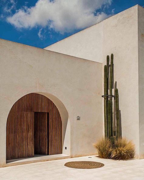 Design Blogs, Casa Exterior, Desert Homes, Bohol, Spanish Style, Puglia, 인테리어 디자인, House Inspiration, Summer House