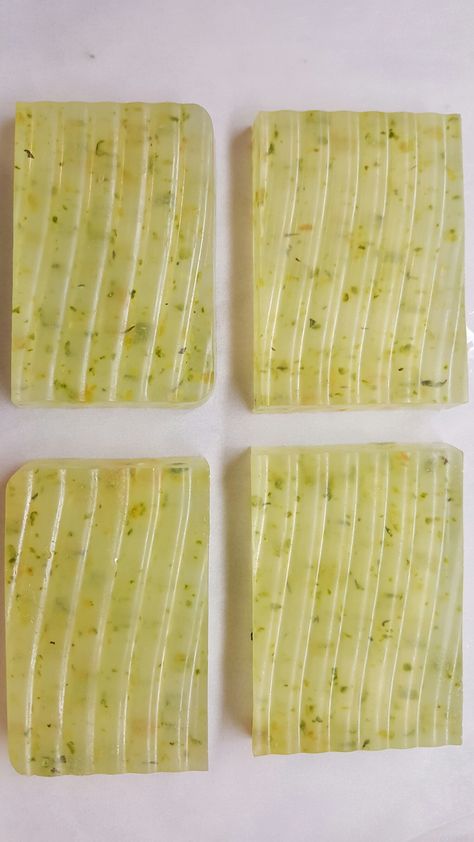 This recipe creates 4 sample bars (2 oz each), however can be adjusted for loaf. 8 oz Olive oil melt and pour base  Zest from lime, lemon, orange Citrus essential oil Citrus castille soap (opt… Olive Oil Soap Base Recipes, Olive Oil Melt And Pour Soap Recipes, Olive Oil Soap Recipe Melt And Pour, Olive Oil Soap Recipe, Coffee Soap Recipe, Castille Soap, Diy Soap Recipe, Citrus Soap, Floral Essential Oils