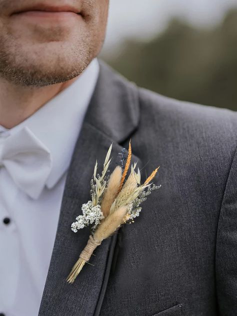 Boutonnieres Assorted Dried Flower Boutonniere for Men Rustic Boho Beige Wedding Boutineers Fall Groom Boutonnieres with Pins for Prom Homecoming Wedding Burnt Orange Bridal Bouquet, Boho Fall Wedding, Orange Bridal Bouquet, Rustic Accessories, Rustic Boutonniere, Flower Girl Bouquet, Natural Dried Flowers, Boho Wedding Flowers, Artisanal Design