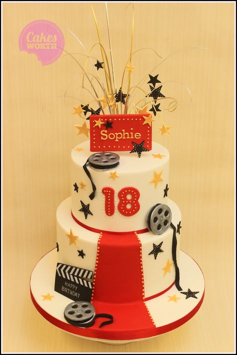 Hollywood themed 18th birthday cake. x Hollywood Birthday Cake Ideas, Theater Birthday Cake, Movie Theme Birthday Party Cake, Hollywood Cake Ideas, Red Carpet Birthday Cake, Hollywood Birthday Cake, Hollywood Theme Cake, Trendy Birthday Themes, Red Carpet Cake