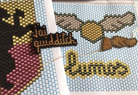 And of course we also Love Harry Potter and quidditch ! ⚡️ #miyuki #jenfiledesperlesetjassume #miyukiaddict Jewels Diy, Seed Bead Projects, Diy Seed Bead Earrings, Harry Potter Jewelry, Chore Charts, Loom Bracelet Patterns, Seed Beading, Harry Potter Diy, Bead Weaving Patterns