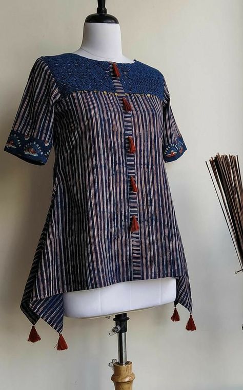 Short Kurta Patterns For Women Cotton, Ladies Tops Design, Latest Tunics Designs With Jeans, Latest Top Designs For Women, Short Kurta Styles For Women, Top Tunic Design, Tops And Tunics For Women, Tunic Designs For Women Indian, Top For Jeans Indian