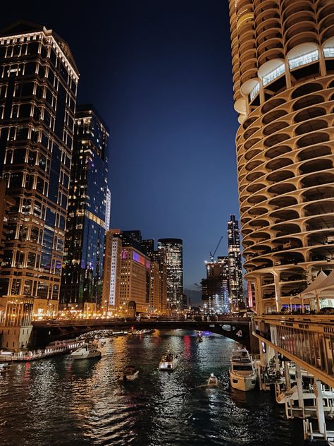 Chicago River North, China Town Chicago, Uic Chicago, Chicago View, River North Chicago, River At Night, Chinatown Chicago, Chicago Lifestyle, Chicago Buildings