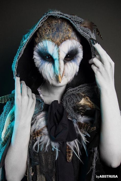 Owl Makeup Halloween, Makeup Halloween Costume, Owl Makeup, Halloween Costumes Women Scary, Halloween Costume Cute, Make Up Halloween, Makeup Zombie, Halloweenský Makeup, Halloween Make-up Looks