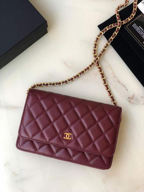 Chanel 19 Woc, Lv Mini Backpack, Goyard Tote Bag, Lv Tote, Goyard Tote, Balenciaga Boots, Dad Sandals, Versace Bag, Louis Vuitton Multi Pochette