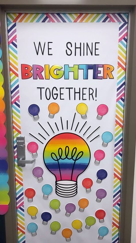 We Shine Brighter Together, Easy Bulletin Board, Class Door Decorations, Easy Bulletin Boards, Preschool Door, Teamwork Makes The Dream Work, Crafts For Kids Paper, School Door Decorations, School Board Decoration