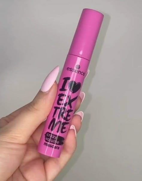 I Heart Extreme Mascara, Secret Friend, Pink Mascara, Brand Essence, Brown Hairstyles, Mascara Brands, Eye Products, Essence Makeup, Hair Color Brown