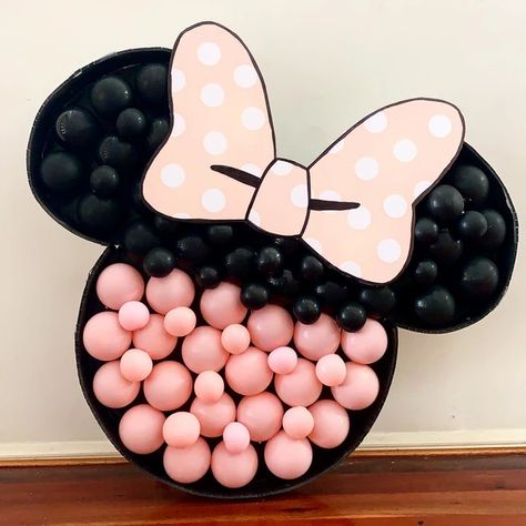 Diy Frame Stand, Mosaic Balloon, Filling Balloons, Minnie Mouse Birthday Theme, Minnie Mouse Balloons, Minnie Mouse Birthday Party Decorations, Minnie Mouse Birthday Decorations, Minnie Mouse Birthday Cakes, Minnie Mouse 1st Birthday