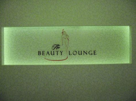 The Beauty Lounge' Official Logo Beauty Lounge Logo, Lounge Logo, Logo Beauty, Beauty Lounge, Grafic Design, Beauty Logo, Chandigarh, Beauty Salon, The Beauty